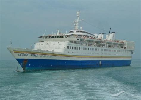 mv leisure world|LEISURE WORLD Passenger, IMO 6921828 .